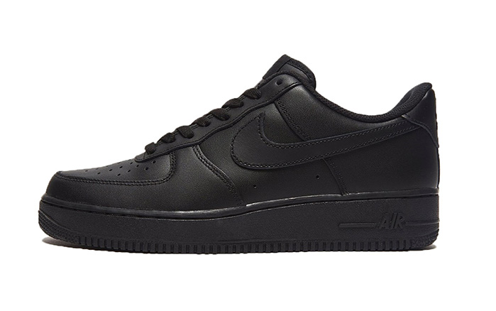 NIKE AIR FORCE 1 TRIPLE BLACK