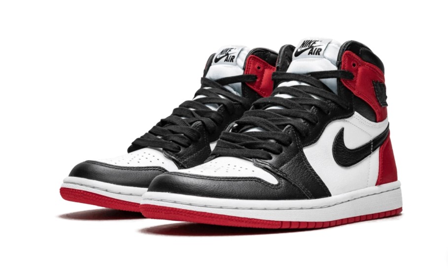 AIR JORDAN 1 RETRO HIGH SATIN BLACK