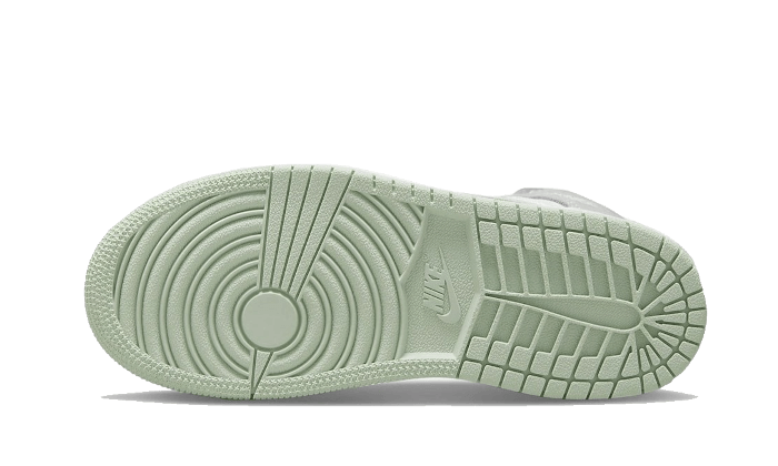 air-jordan-1-high-og-seafoam-graal-spotter-3_900x
