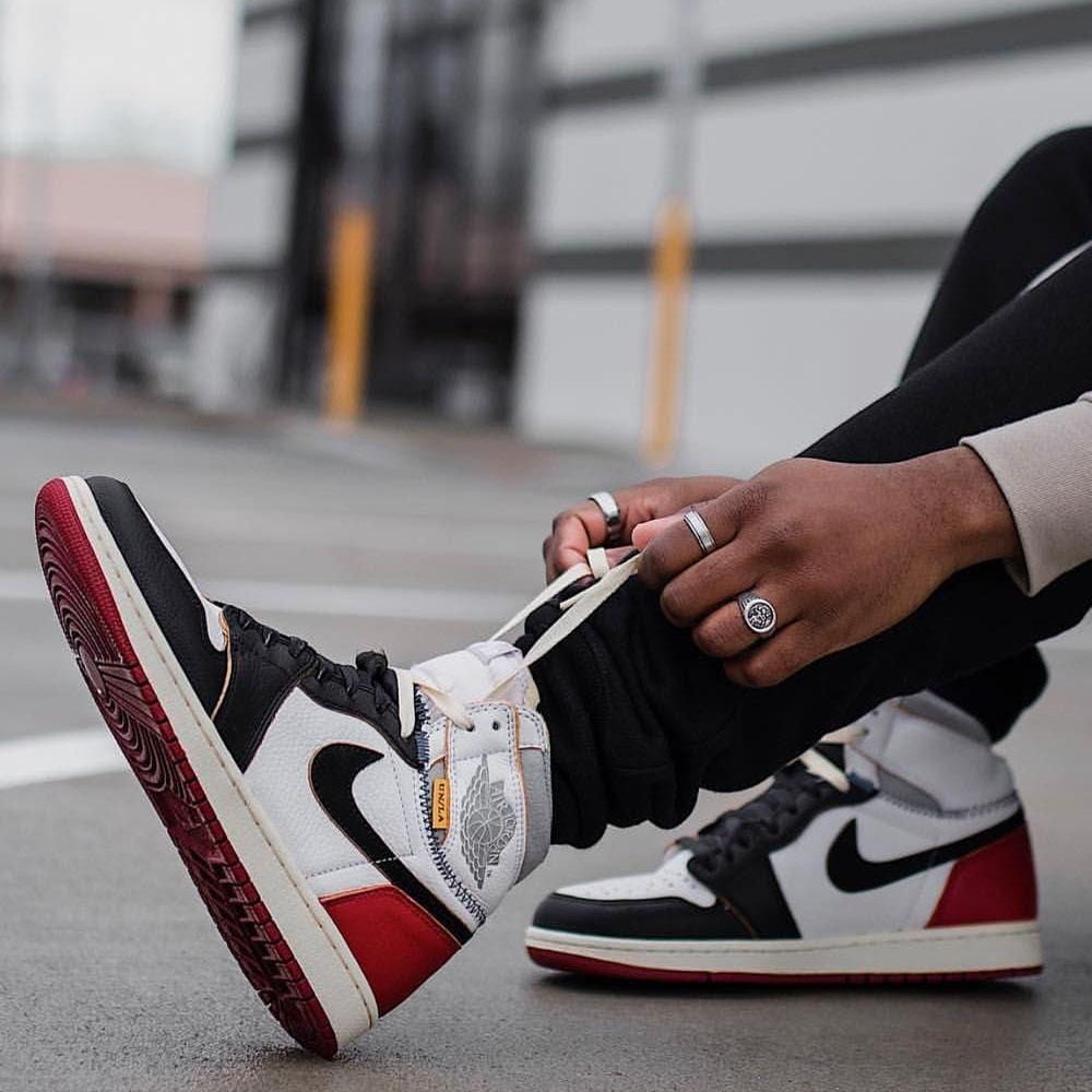 air-jordan-1-retro-high-union-black-toe-bv1300-106_6_1000x1000